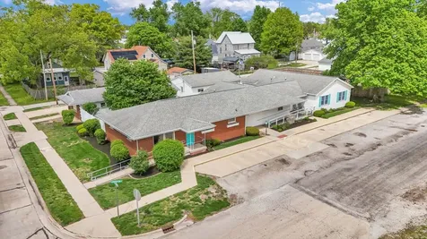 114 West Houghton Street Tuscola IL 61953