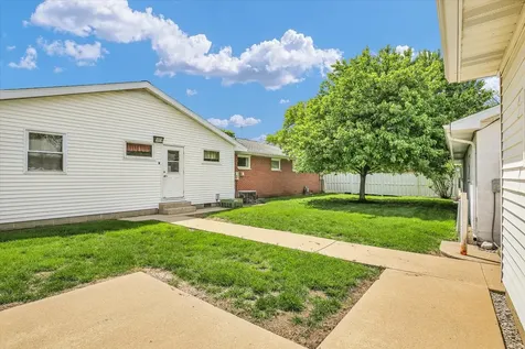114 West Houghton Street Tuscola IL 61953