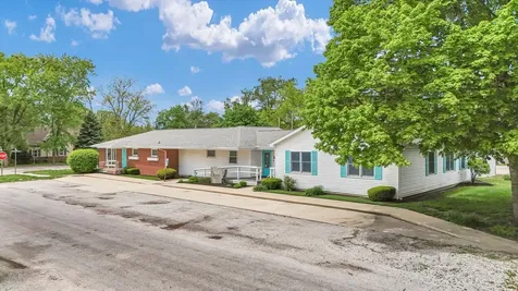 114 West Houghton Street Tuscola IL 61953