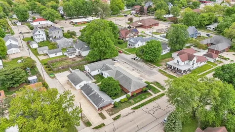 114 West Houghton Street Tuscola IL 61953
