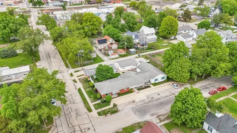 114 West Houghton Street Tuscola IL 61953