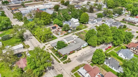 114 West Houghton Street Tuscola IL 61953