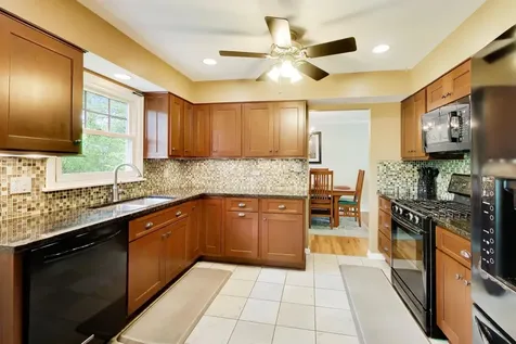 620 Harvard Lane Libertyville IL 60048