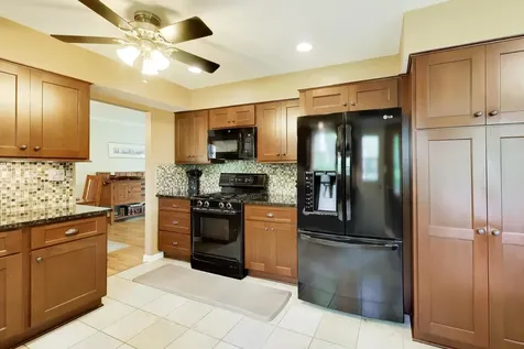 620 Harvard Lane Libertyville IL 60048