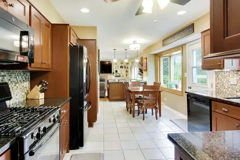 620 Harvard Lane Libertyville IL 60048