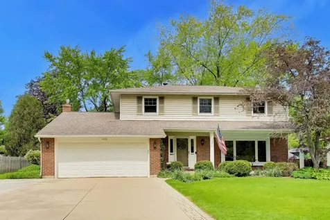 620 Harvard Lane Libertyville IL 60048