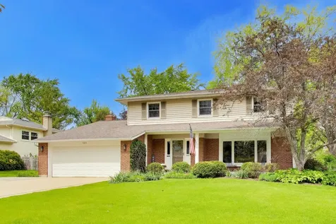 620 Harvard Lane Libertyville IL 60048