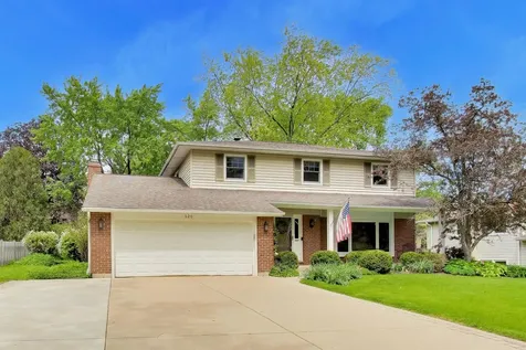 620 Harvard Lane Libertyville IL 60048