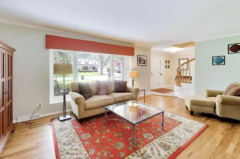 620 Harvard Lane Libertyville IL 60048
