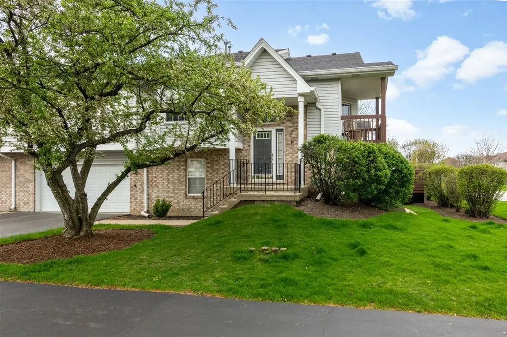 13902 South Cambridge Circle Plainfield IL 60544