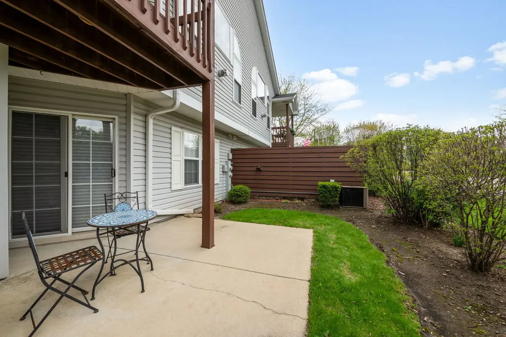 13902 South Cambridge Circle Plainfield IL 60544