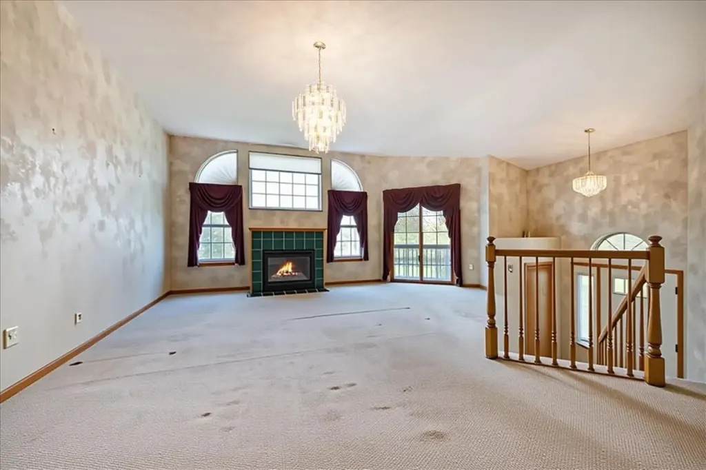 13902 South Cambridge Circle Plainfield IL 60544
