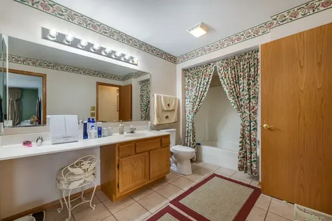 13902 South Cambridge Circle Plainfield IL 60544