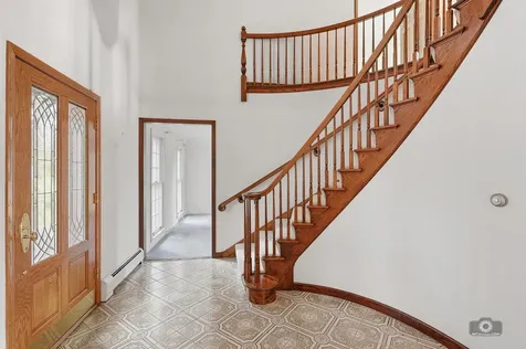 39W093 Silver Glen Road St. Charles IL 60175