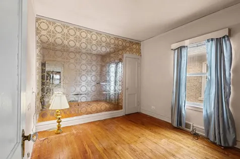 8617 South Loomis Boulevard Chicago IL 60620