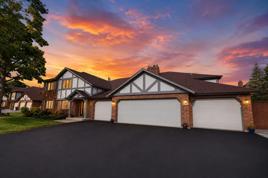 13158 South Oak Hills Parkway Palos Heights IL 60463