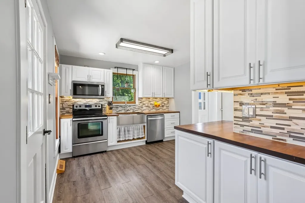 514 West Park Avenue Aurora IL 60506