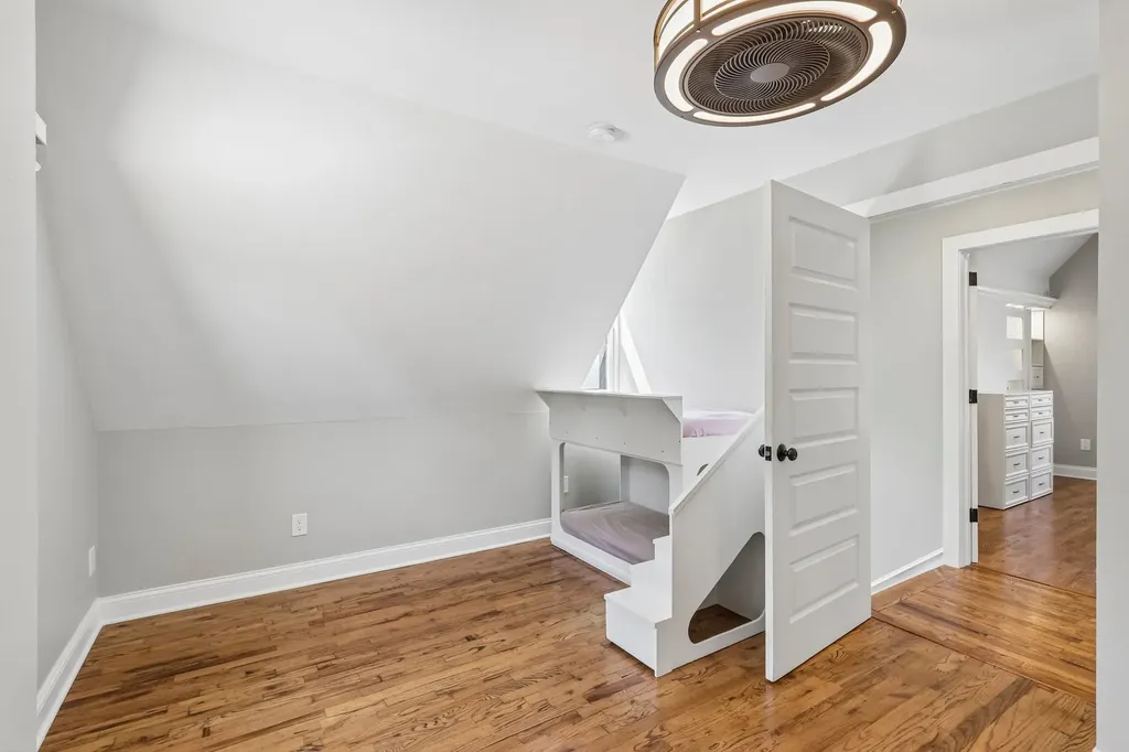 514 West Park Avenue Aurora IL 60506