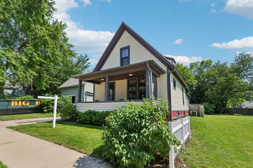 514 West Park Avenue Aurora IL 60506
