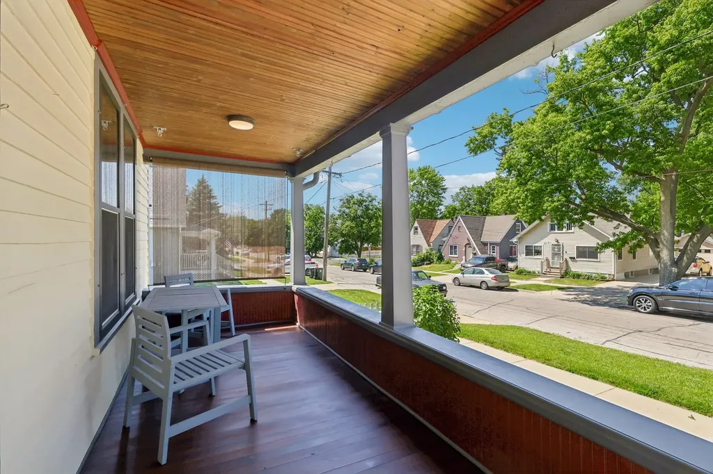 514 West Park Avenue Aurora IL 60506