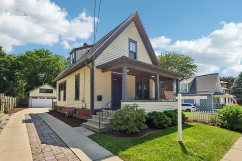 514 West Park Avenue Aurora IL 60506