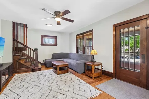 514 West Park Avenue Aurora IL 60506