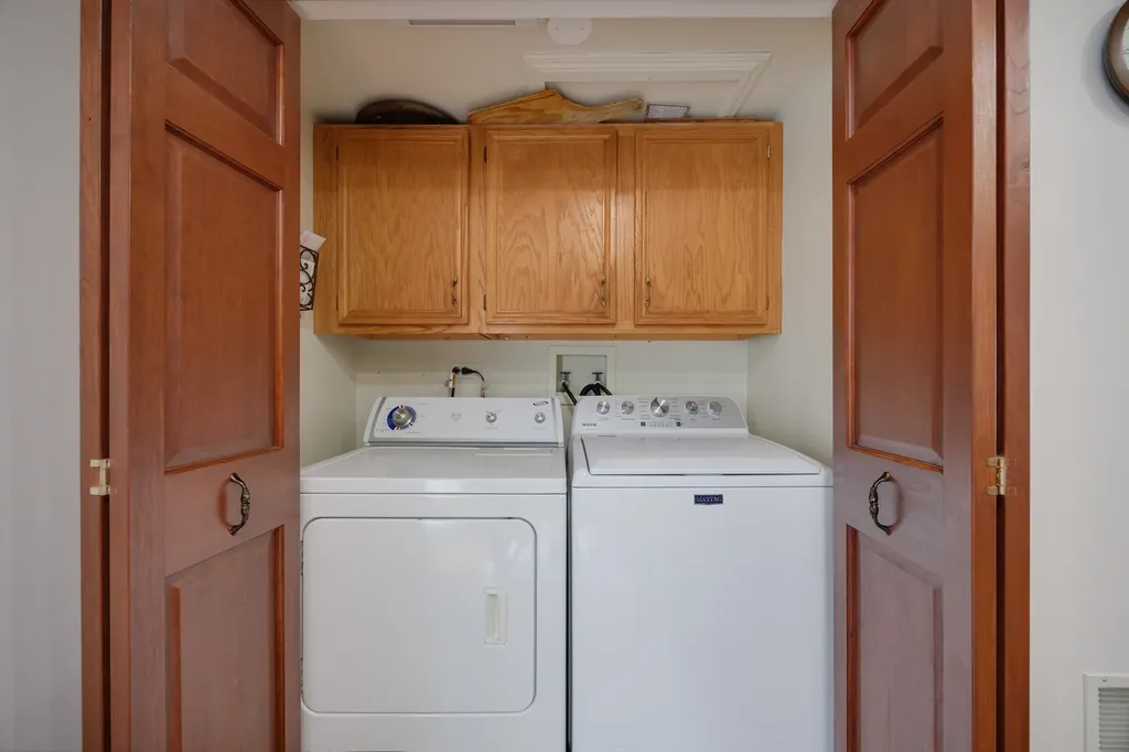 2426 Wild Cherry Court Aurora IL 60506