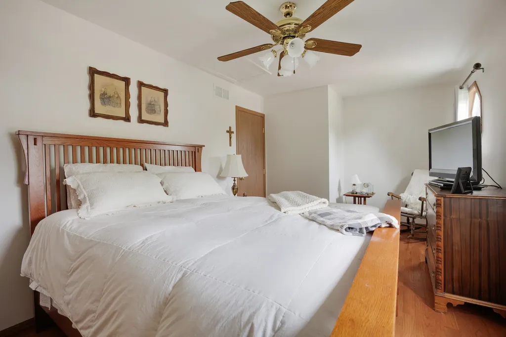 2426 Wild Cherry Court Aurora IL 60506