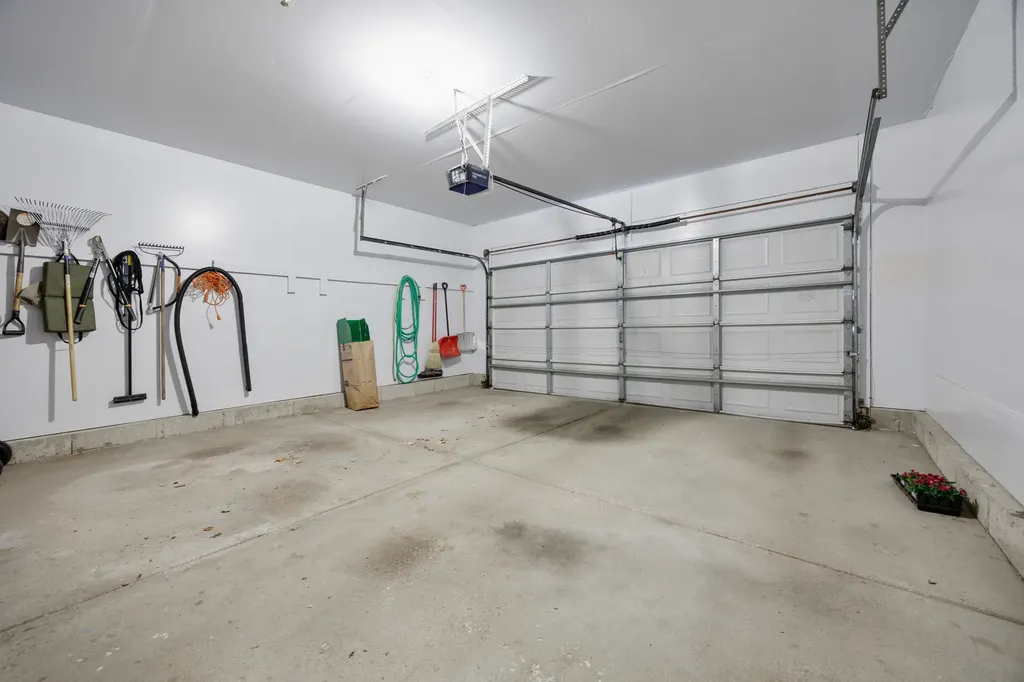 2426 Wild Cherry Court Aurora IL 60506