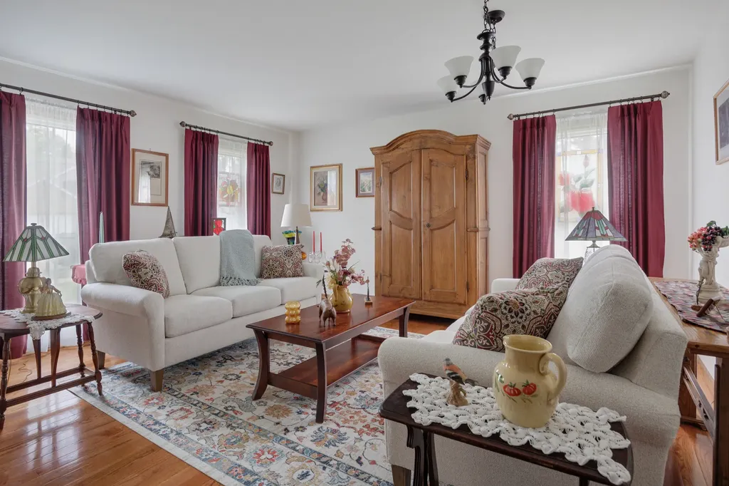 2426 Wild Cherry Court Aurora IL 60506