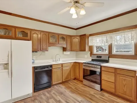 14 North Harlem Avenue Freeport IL 61032