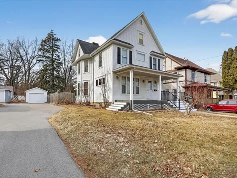 14 North Harlem Avenue Freeport IL 61032