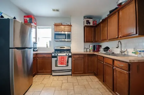 2931 West Lexington Street Chicago IL 60612
