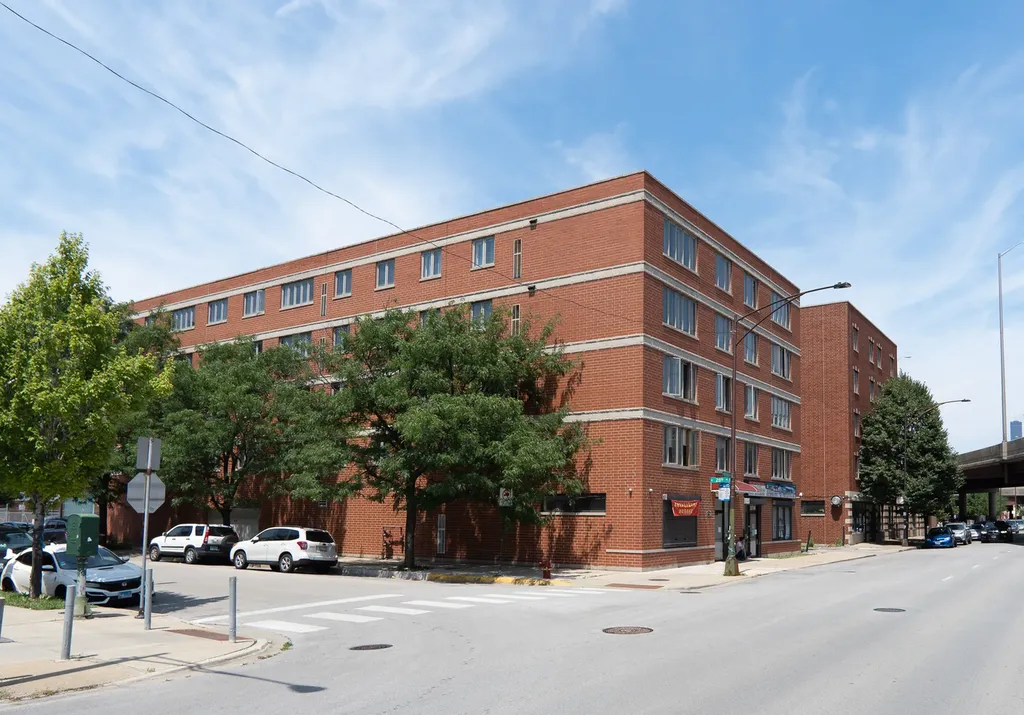 2734 South Wentworth Avenue Chicago IL 60616