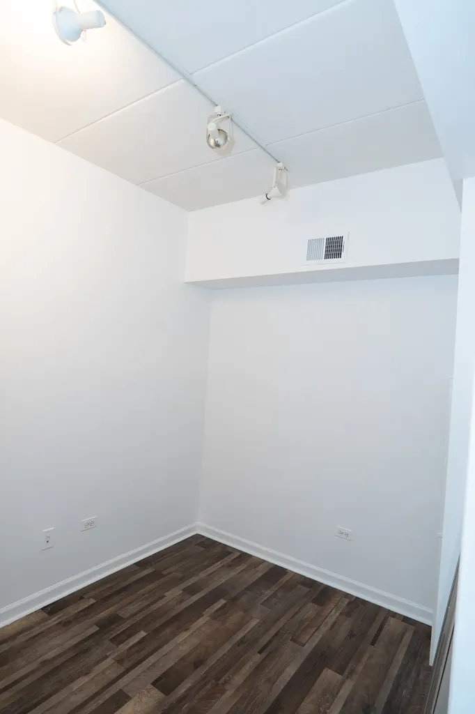 2734 South Wentworth Avenue Chicago IL 60616