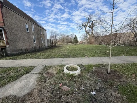 6404 South May Street Chicago IL 60621