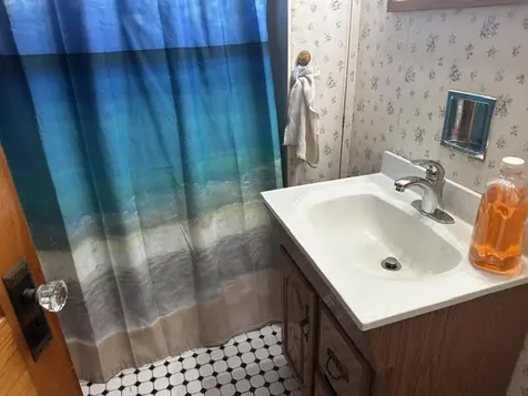 644 Douglas Avenue Calumet City IL 60409