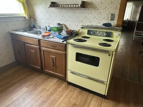 644 Douglas Avenue Calumet City IL 60409