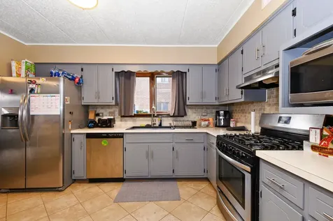 15712 Revere Court Oak Forest IL 60452