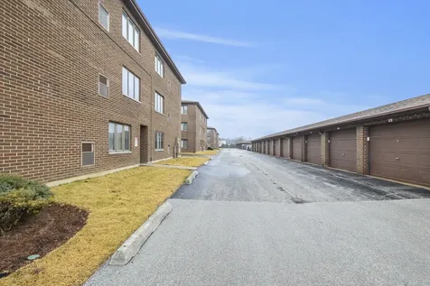 15712 Revere Court Oak Forest IL 60452