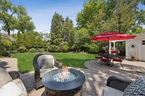 197 Woodside Road Riverside IL 60546