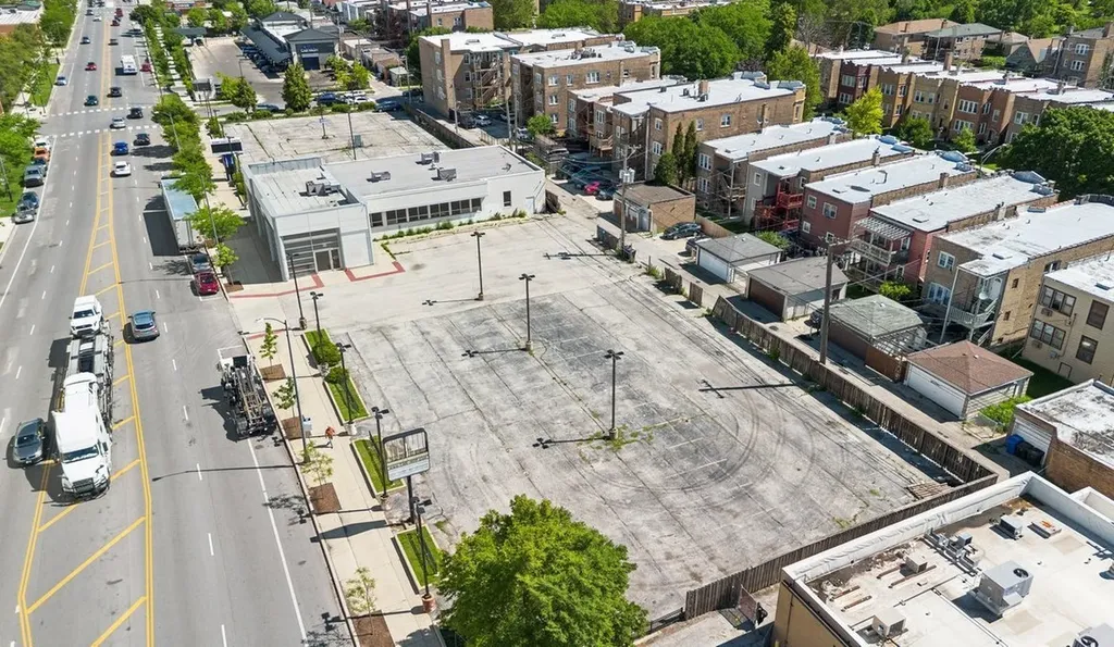 6017-59 North Western Avenue Chicago IL 60659