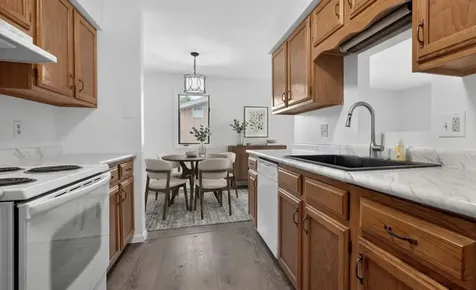 1306 Cadwell Drive Bloomington IL 61704