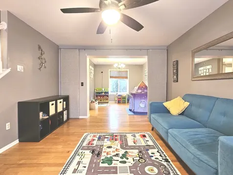 579 Scott Lane Romeoville IL 60446