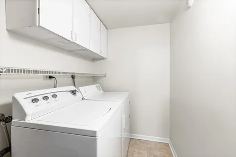 511 Aurora Avenue Naperville IL 60540