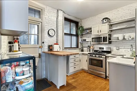 6619 North Glenwood Avenue Chicago IL 60626