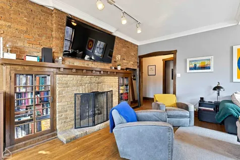 6619 North Glenwood Avenue Chicago IL 60626