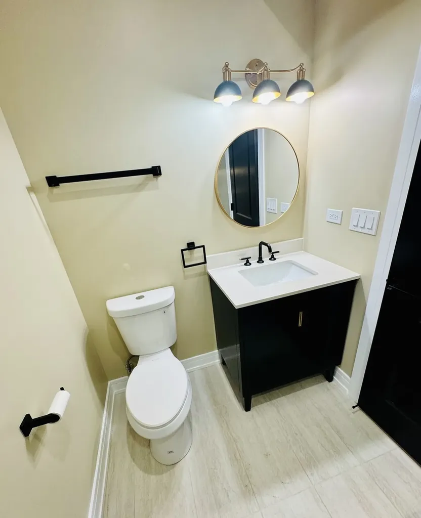 155 North La Crosse Avenue Chicago IL 60644