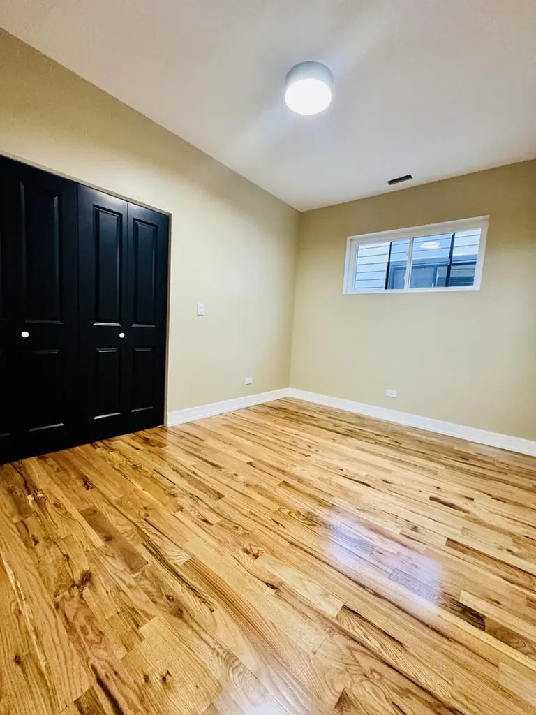 155 North La Crosse Avenue Chicago IL 60644
