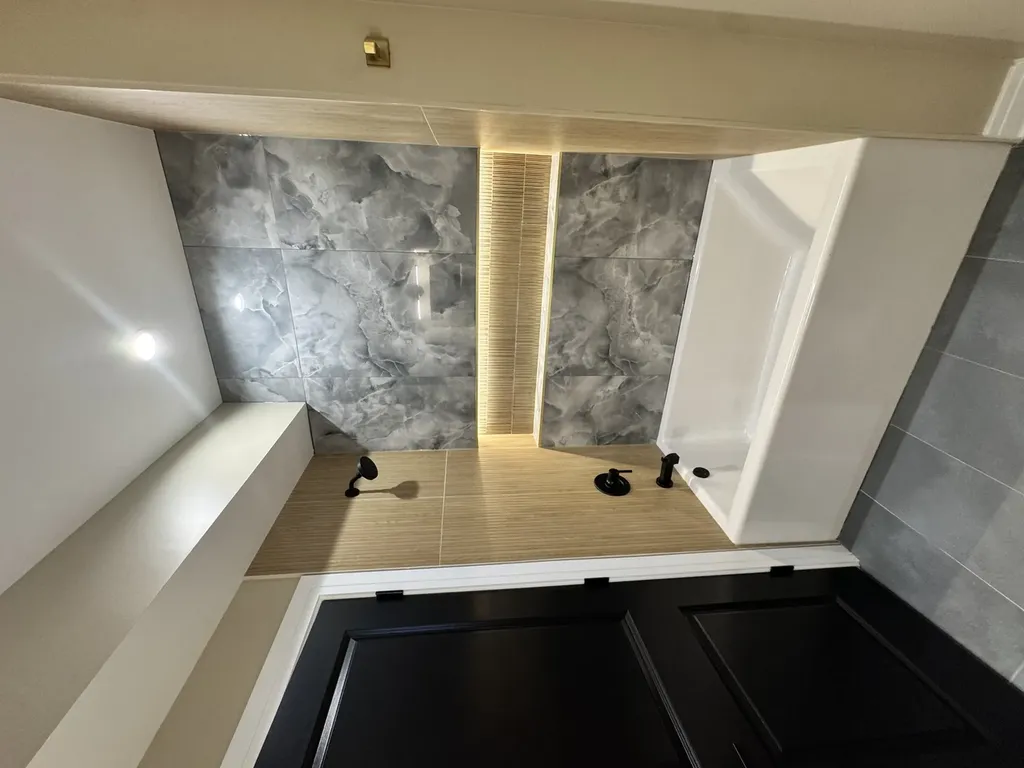155 North La Crosse Avenue Chicago IL 60644